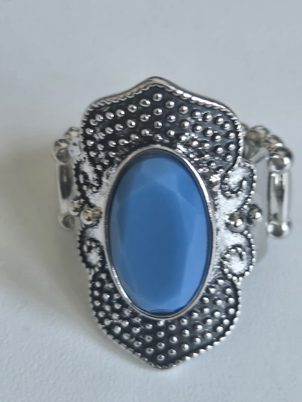 Ring - Picture 2 of 6